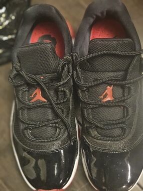 Jordan Kids Black and Red Low-Top Sneakers